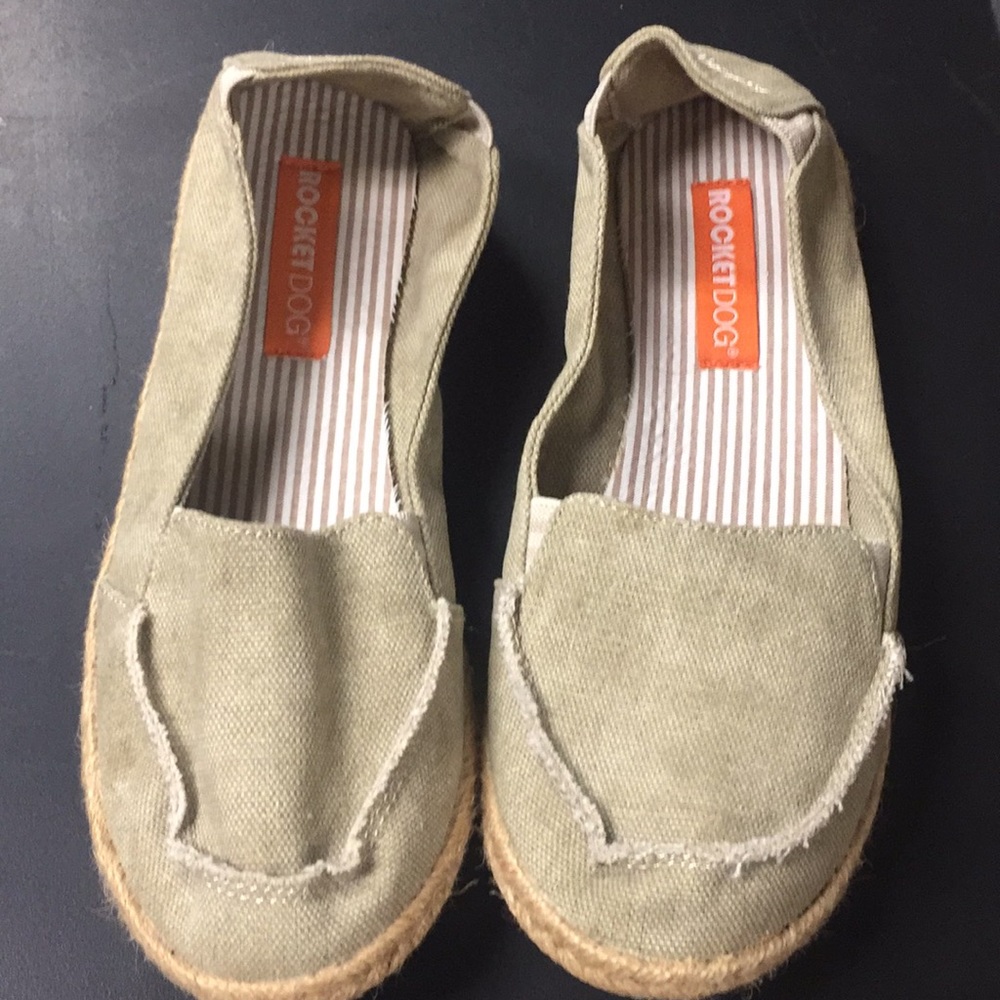 Tan rocket Dog Loafers